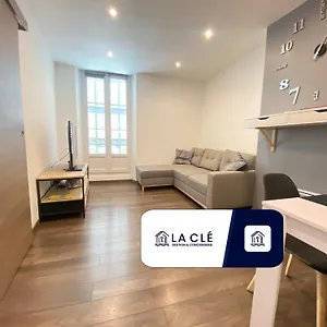 Appartamento T2 Hyper Centre Clim,wifi, Hyères